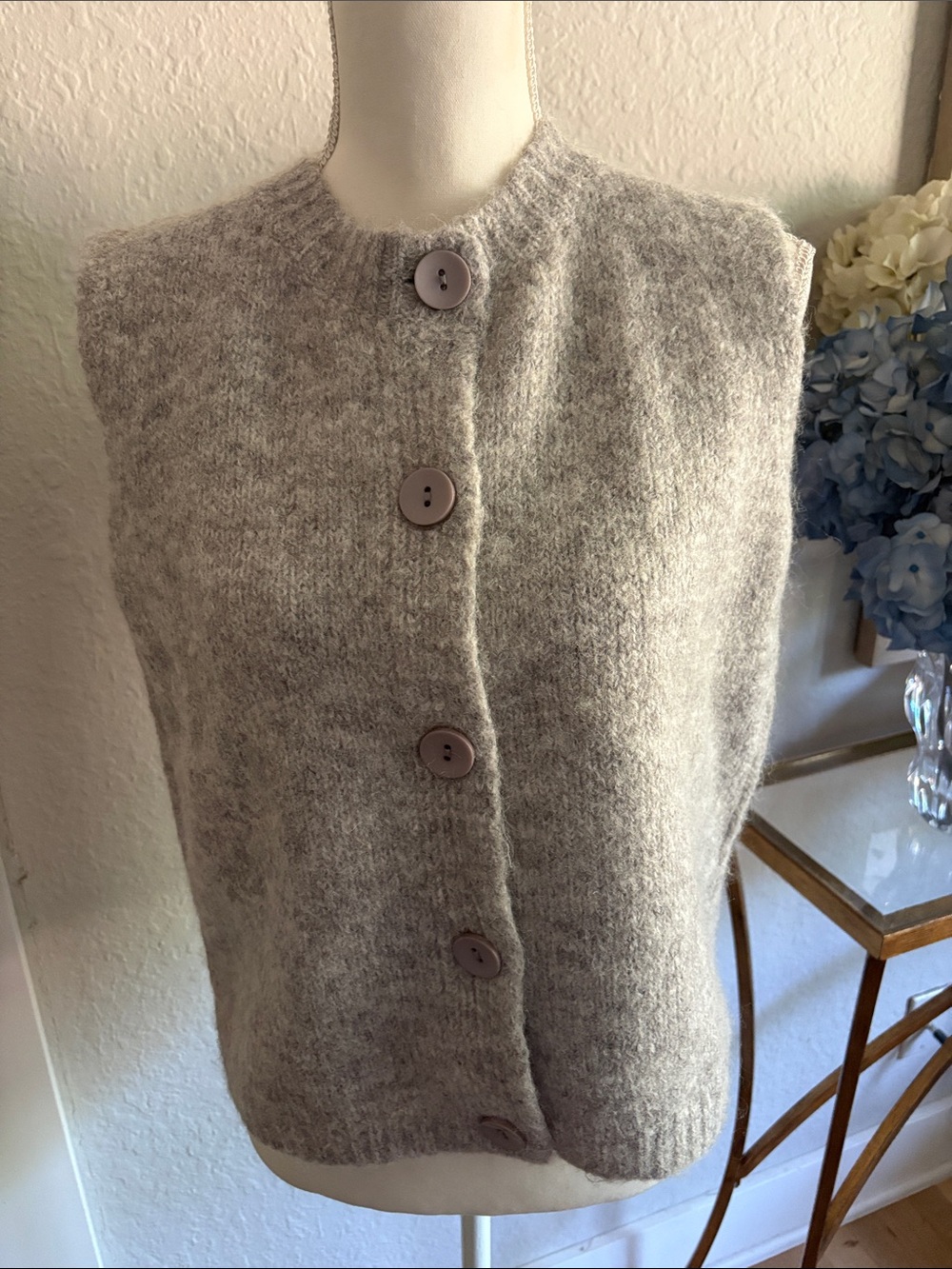 Commense Light Gray Wool Blend Button-Front Sleeveless Knit Vest